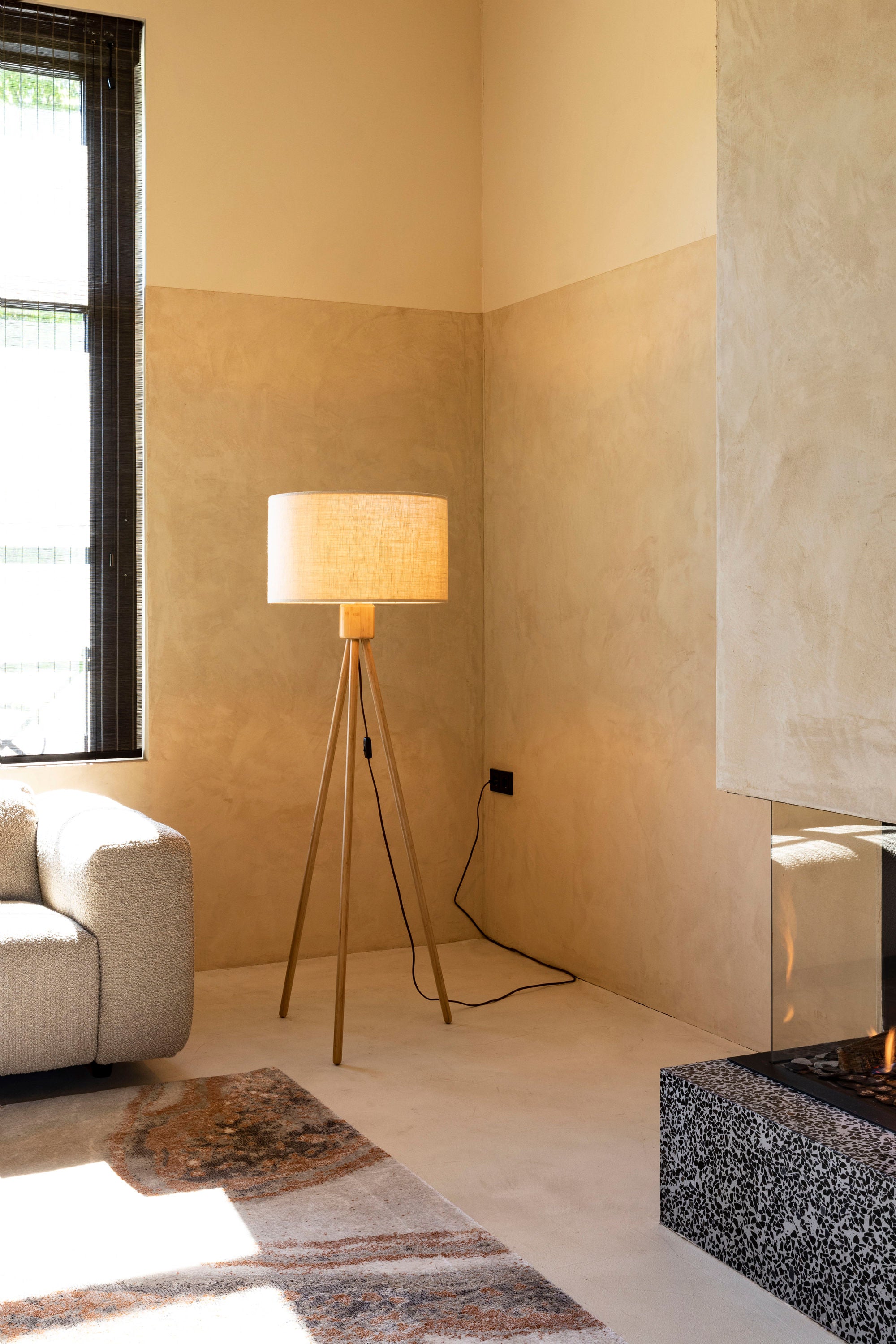 Zuiver Fan Bamboo Tripod Floor Lamp